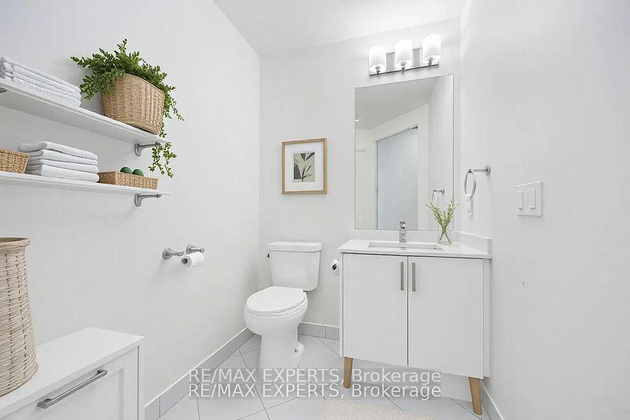 Photo 17 of Unit 902, 9000 Jane Street, Vaughan, Vellore Village — HOMEH