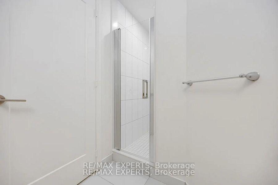 Photo 19 of Unit 902, 9000 Jane Street, Vaughan, Vellore Village — HOMEH