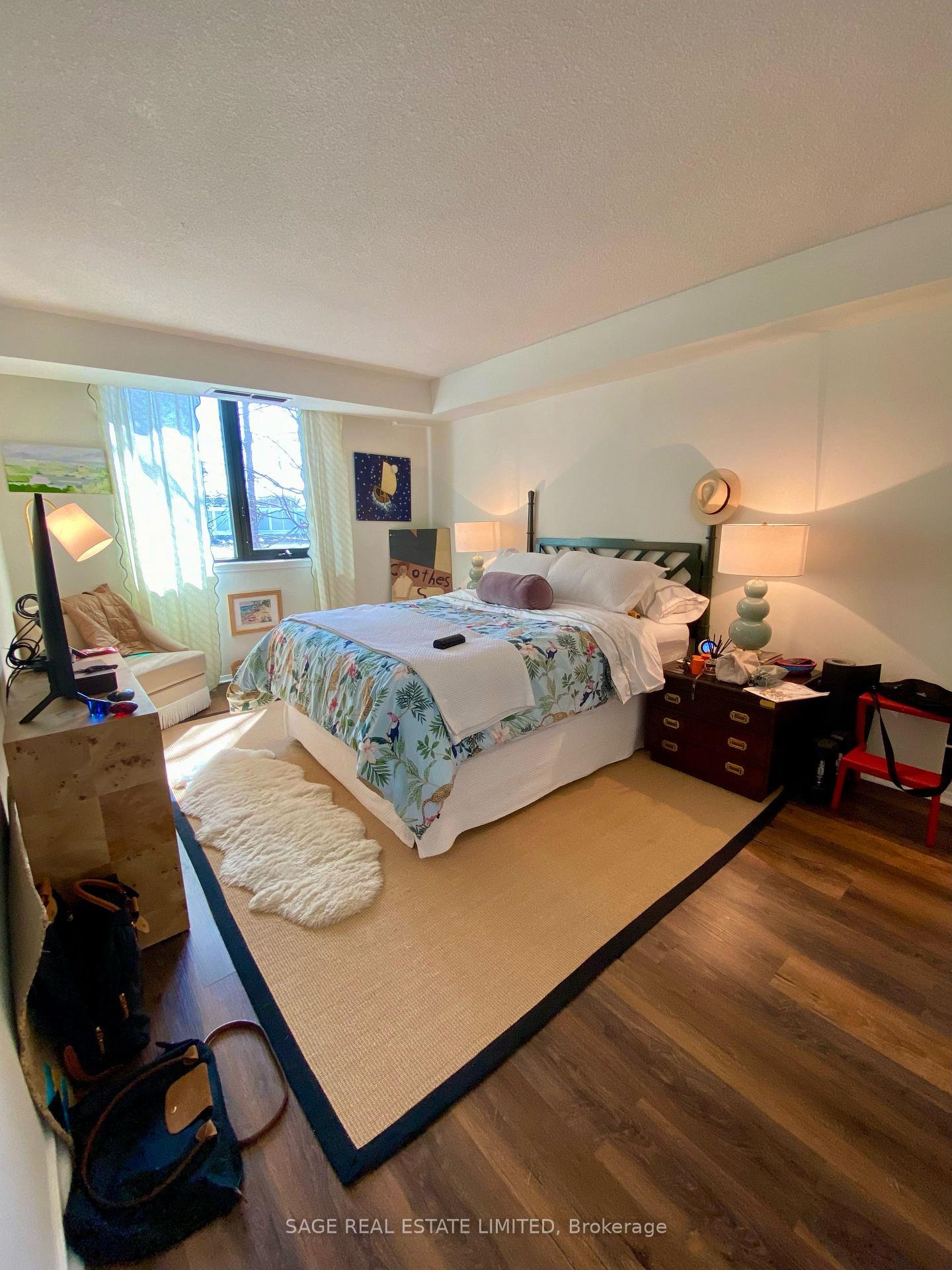 Photo 9 of Unit 305, 260 Heath Street W, Toronto, Forest Hill South — HOMEH