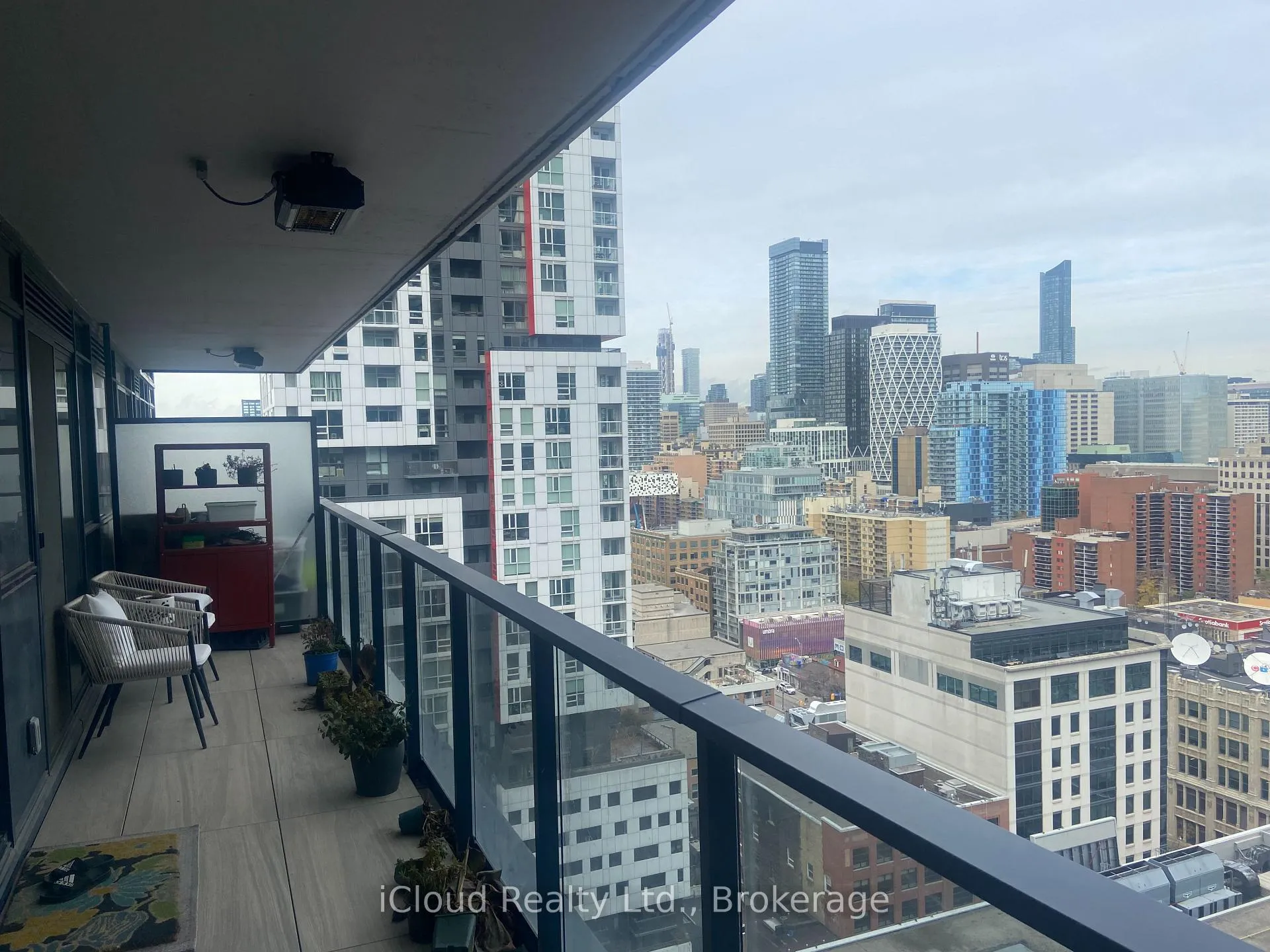 Photo 5 of Unit 2502, 38 Widmer Street, Toronto, Waterfront Communities — HOMEH