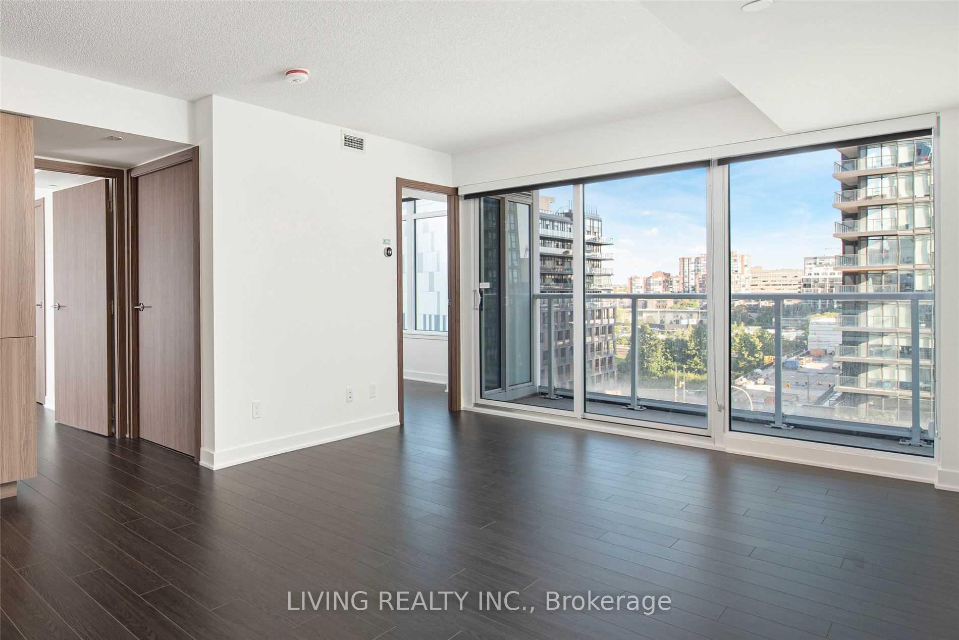 Photo 4 of Unit 703, 19 Bathurst Street, Toronto, Waterfront Communities — HOMEH