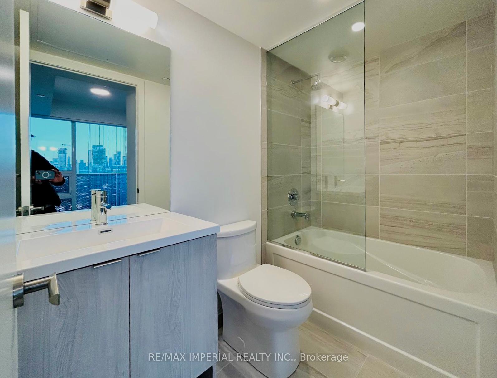 Photo 7 of Unit 2802, 138 Downes Street, Toronto, Waterfront Communities — HOMEH