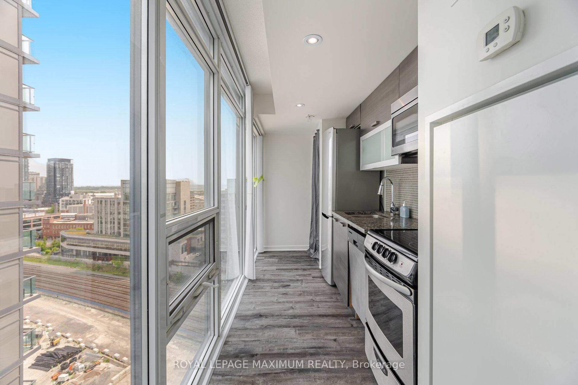 Photo 13 of Unit 1908W, 36 Lisgar Street, Toronto, Little Portugal — HOMEH