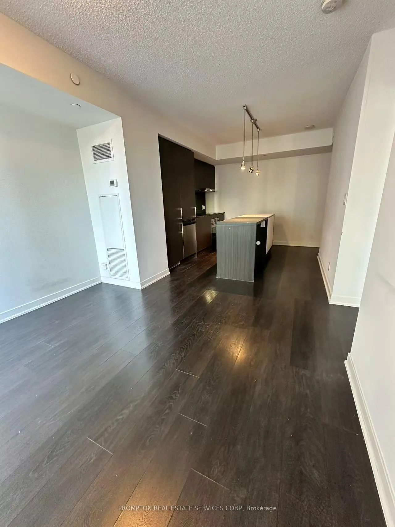 Photo 4 of Unit 1905, 100 Harbour Street, Toronto, Waterfront Communities — HOMEH