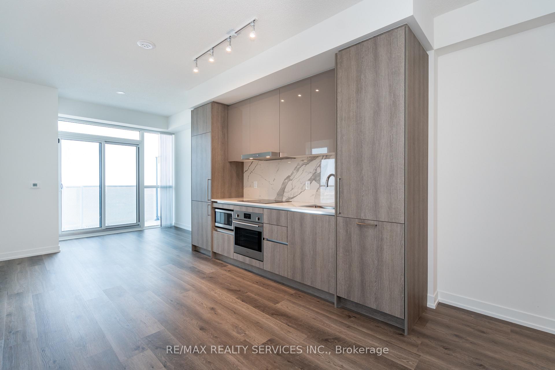 Photo 16 of Unit 4703, 195 Commerce Street, Vaughan, Vaughan Corporate Centre — HOMEH