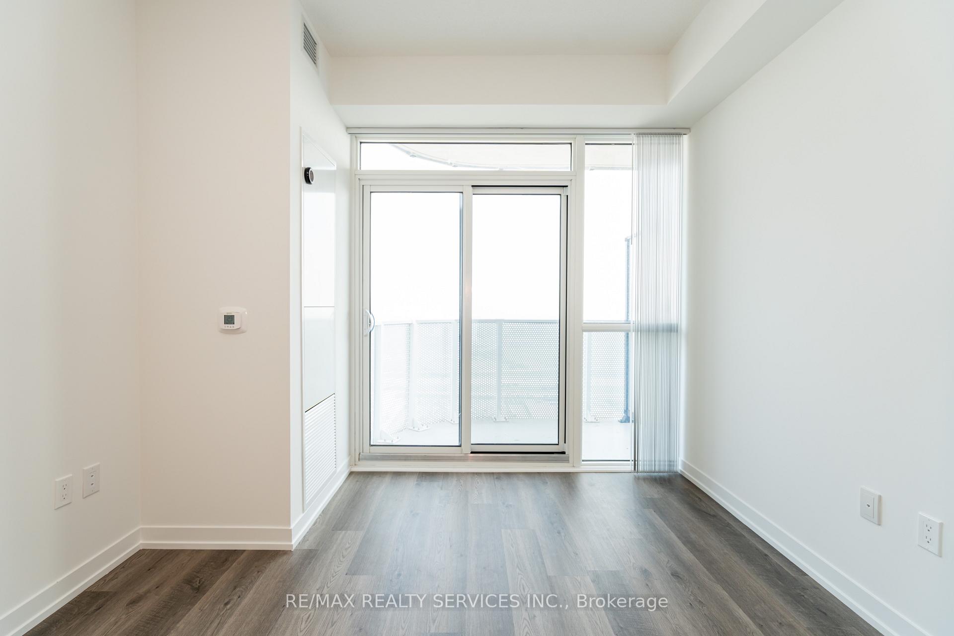 Photo 22 of Unit 4703, 195 Commerce Street, Vaughan, Vaughan Corporate Centre — HOMEH