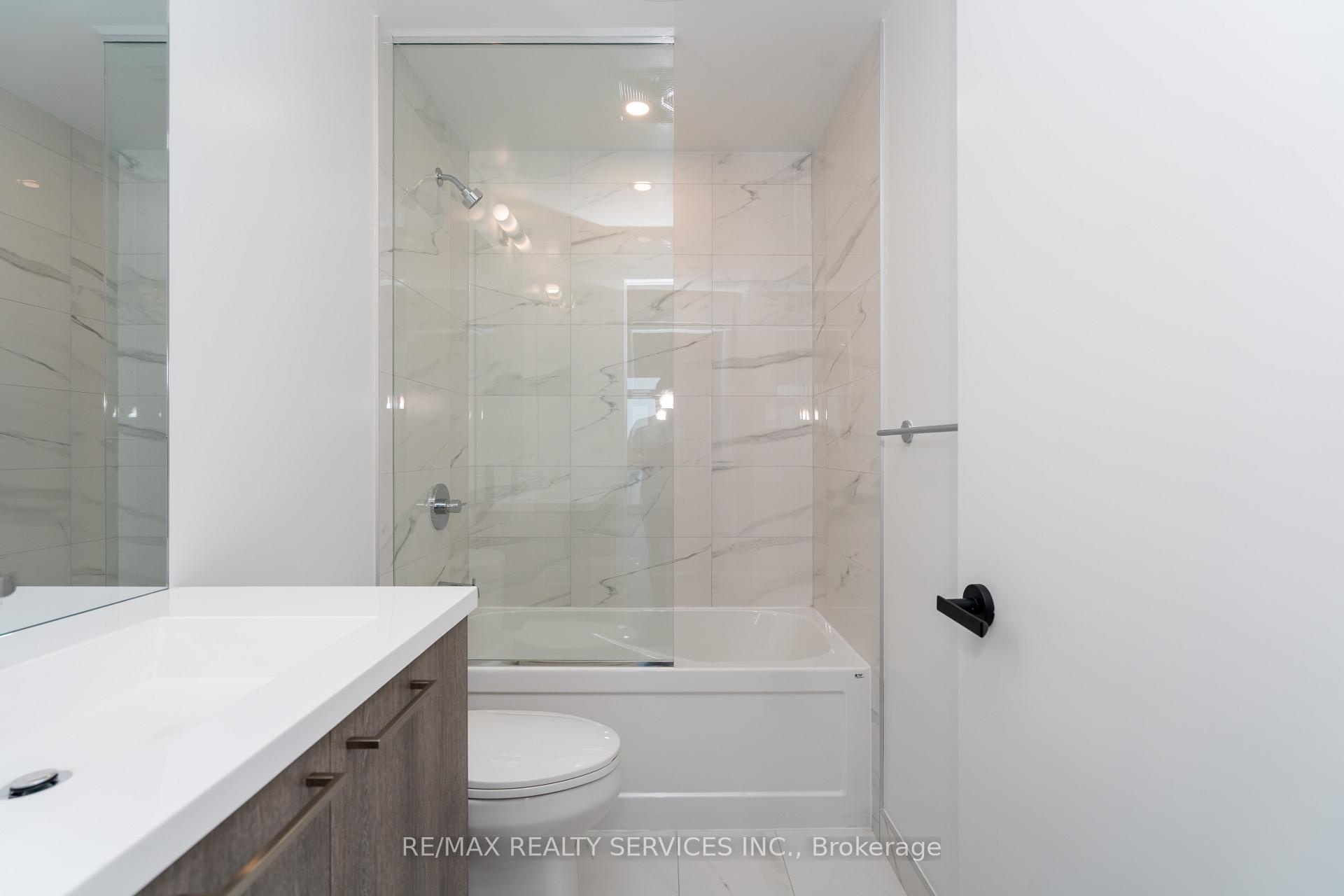 Photo 29 of Unit 4703, 195 Commerce Street, Vaughan, Vaughan Corporate Centre — HOMEH
