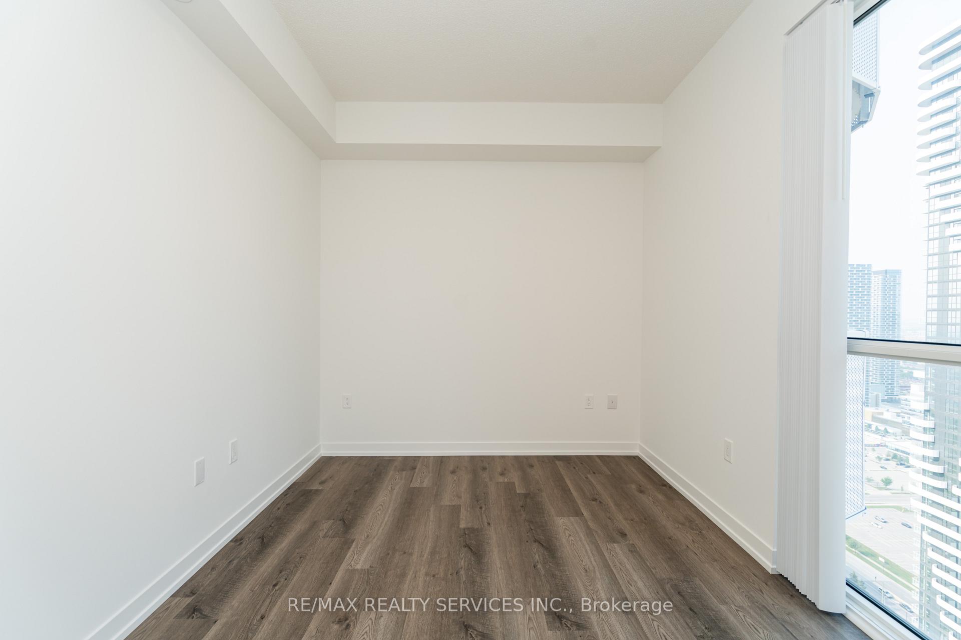 Photo 31 of Unit 4703, 195 Commerce Street, Vaughan, Vaughan Corporate Centre — HOMEH
