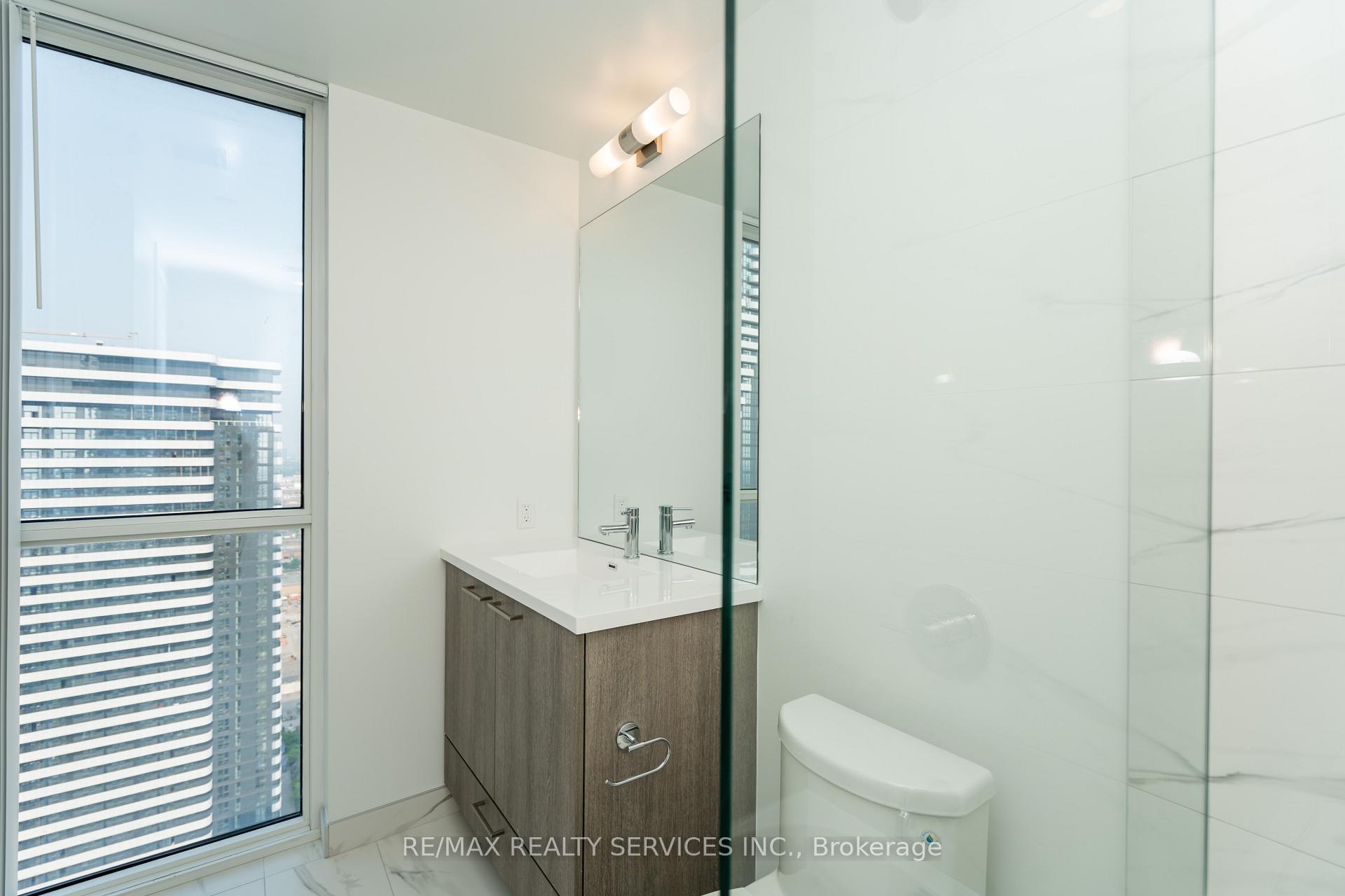 Photo 36 of Unit 4703, 195 Commerce Street, Vaughan, Vaughan Corporate Centre — HOMEH