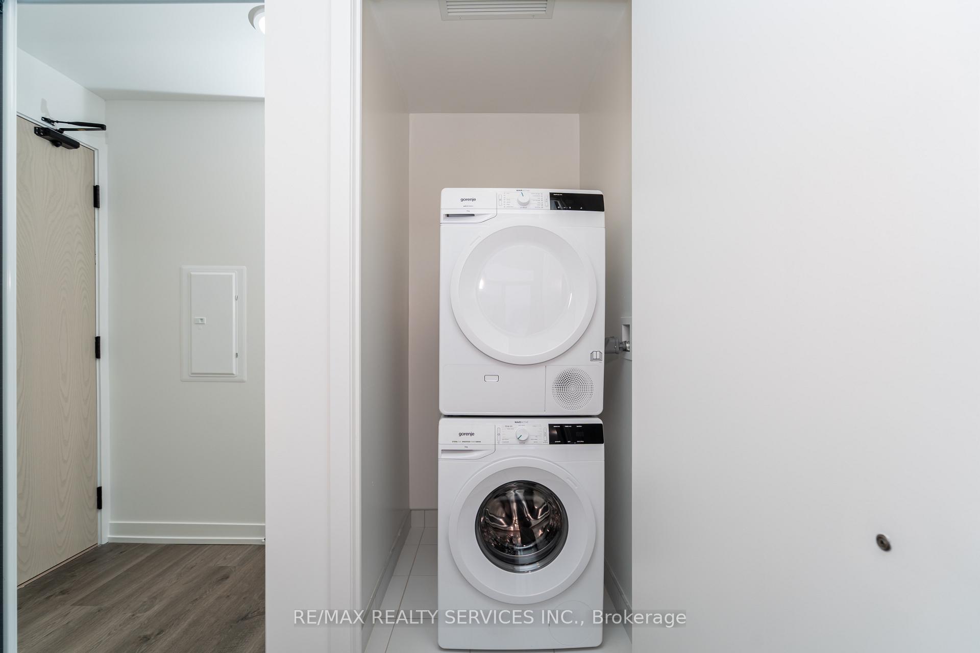 Photo 43 of Unit 4703, 195 Commerce Street, Vaughan, Vaughan Corporate Centre — HOMEH