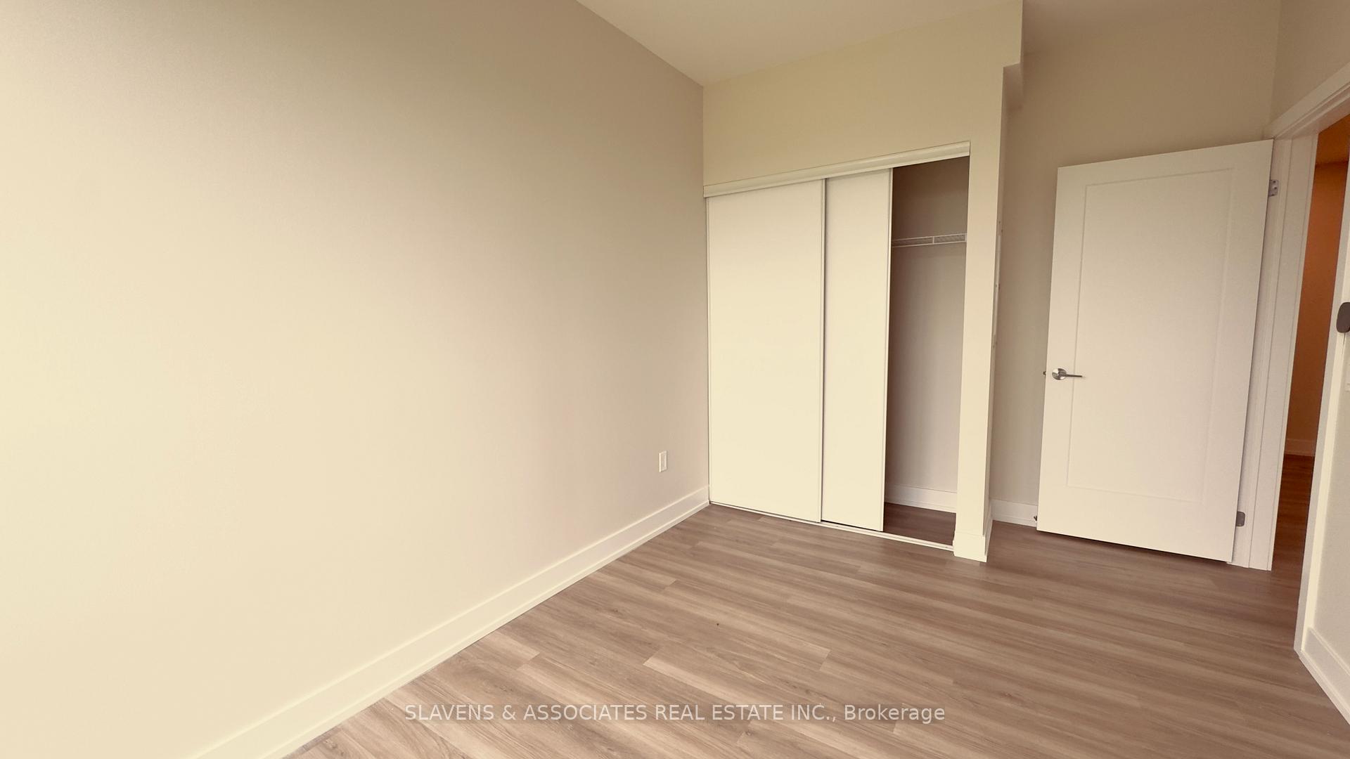 Photo 10 of Unit 514, 41 Johnson Street, Barrie, North Shore — HOMEH
