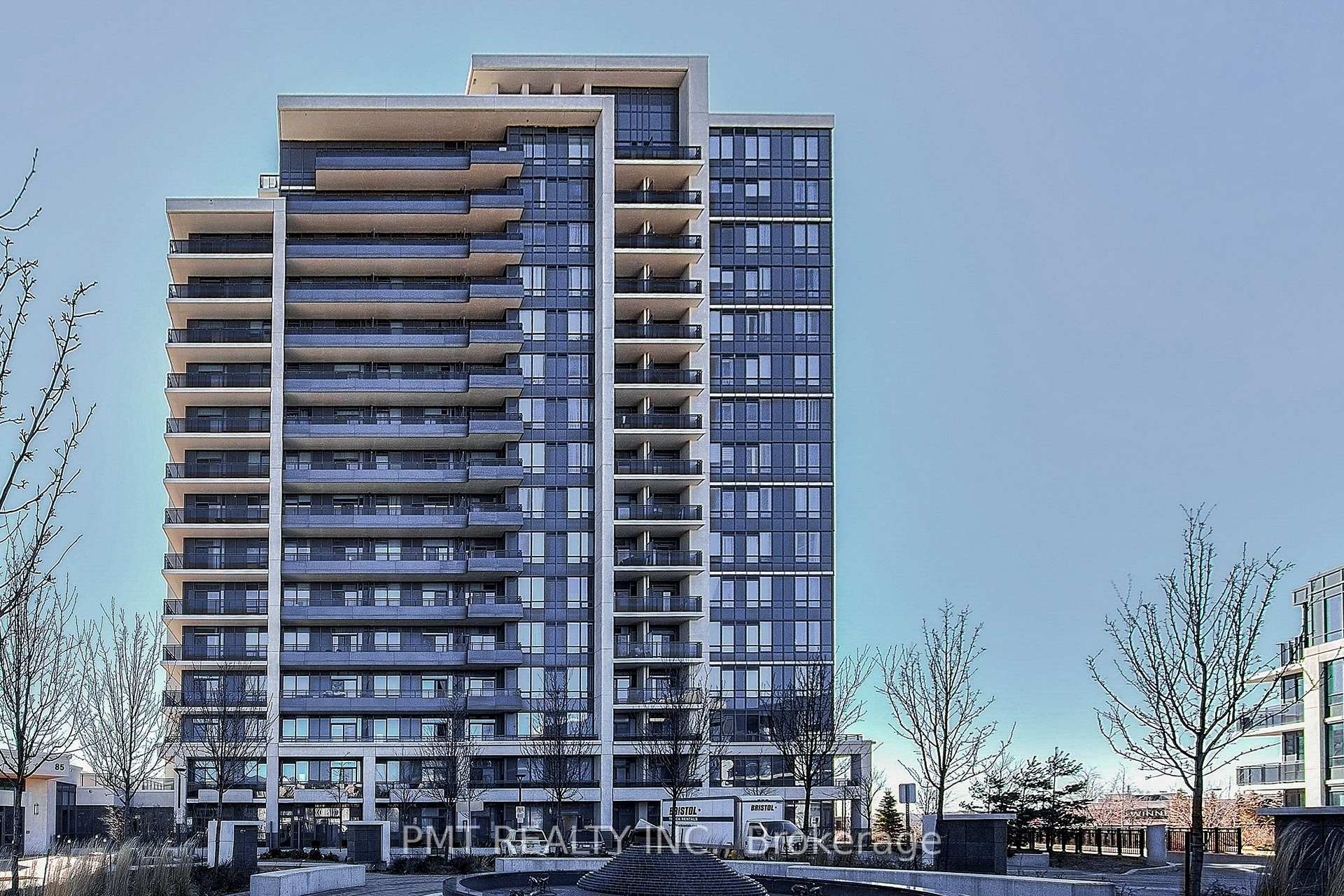 Photo 1 of Unit 405, 85 North Park Road, Vaughan, Beverley Glen — HOMEH