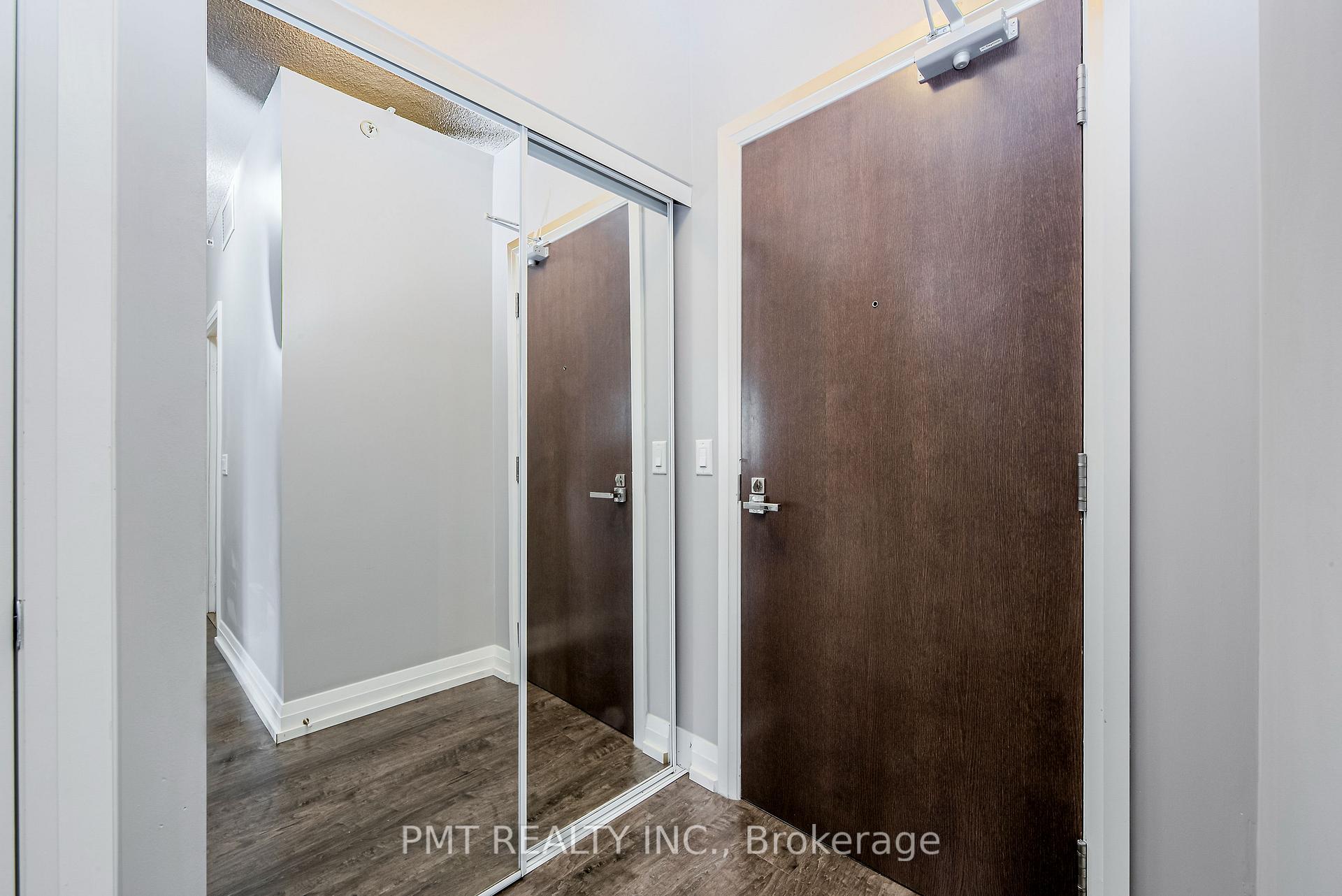 Photo 5 of Unit 405, 85 North Park Road, Vaughan, Beverley Glen — HOMEH