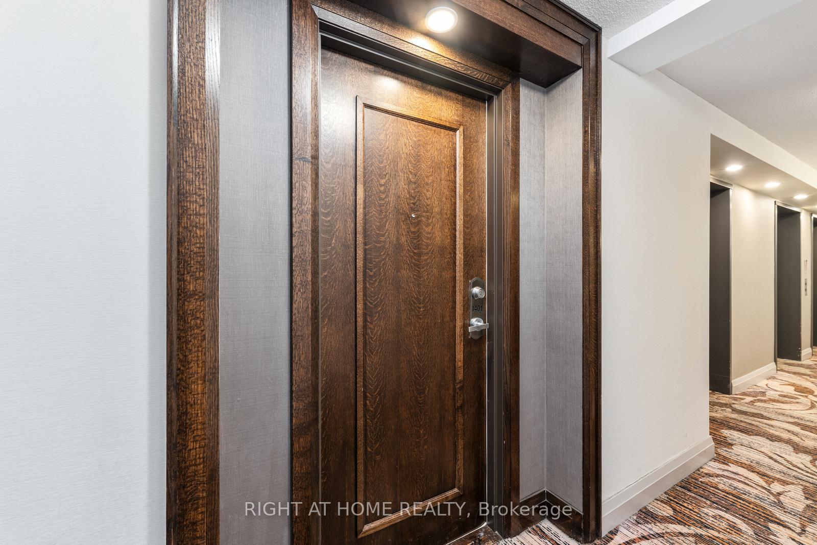 Photo 4 of Unit 1401, 15 North Park Road, Vaughan, Beverley Glen — HOMEH