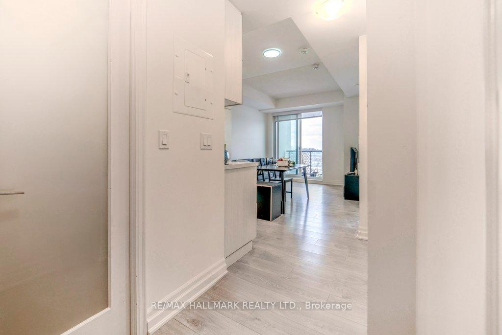 Photo 3 of Unit 1008, 8 Rouge Valley Drive W, Markham, Unionville — HOMEH