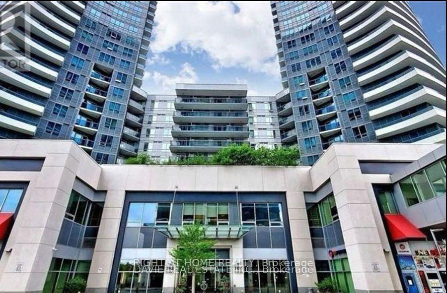 Front of Unit 810, 7171 Yonge Street
