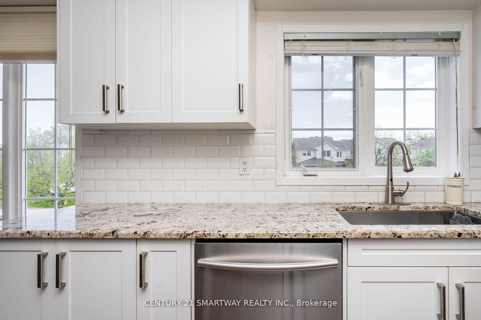 Photo 10 of 56 Pickett Crescent, Barrie, Painswick North — HOMEH