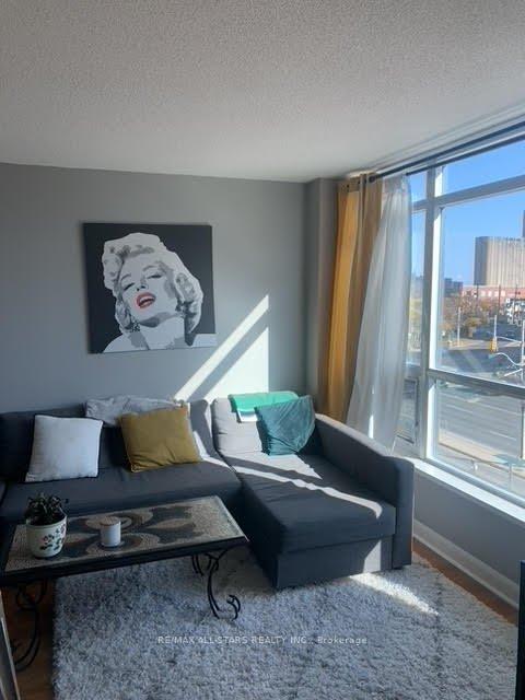 Photo 9 of Unit 420, 600 Fleet Street, Toronto, Niagara — HOMEH