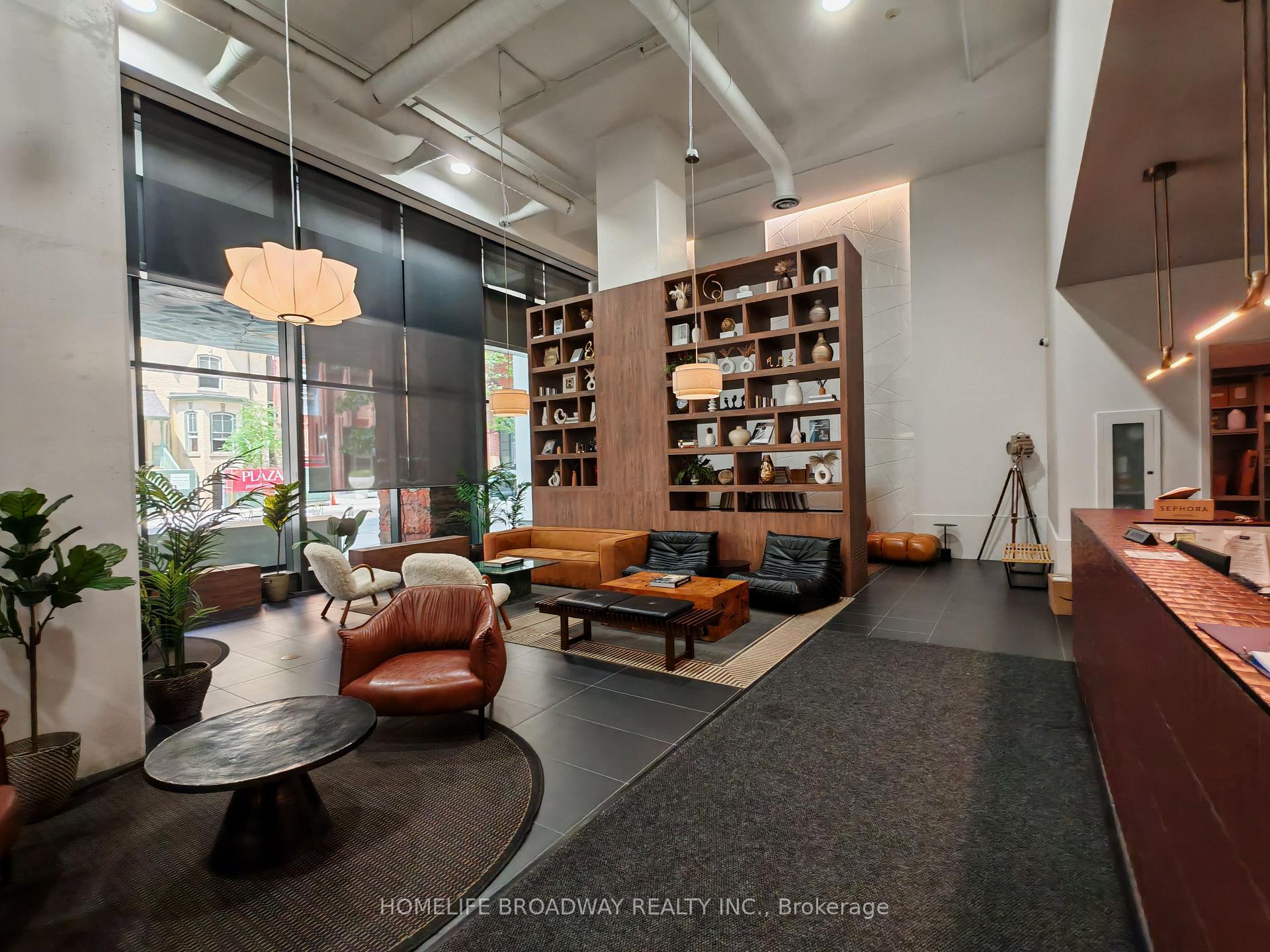 Photo 4 of Unit 3403, 21 Widmer Street, Toronto, Waterfront Communities — HOMEH