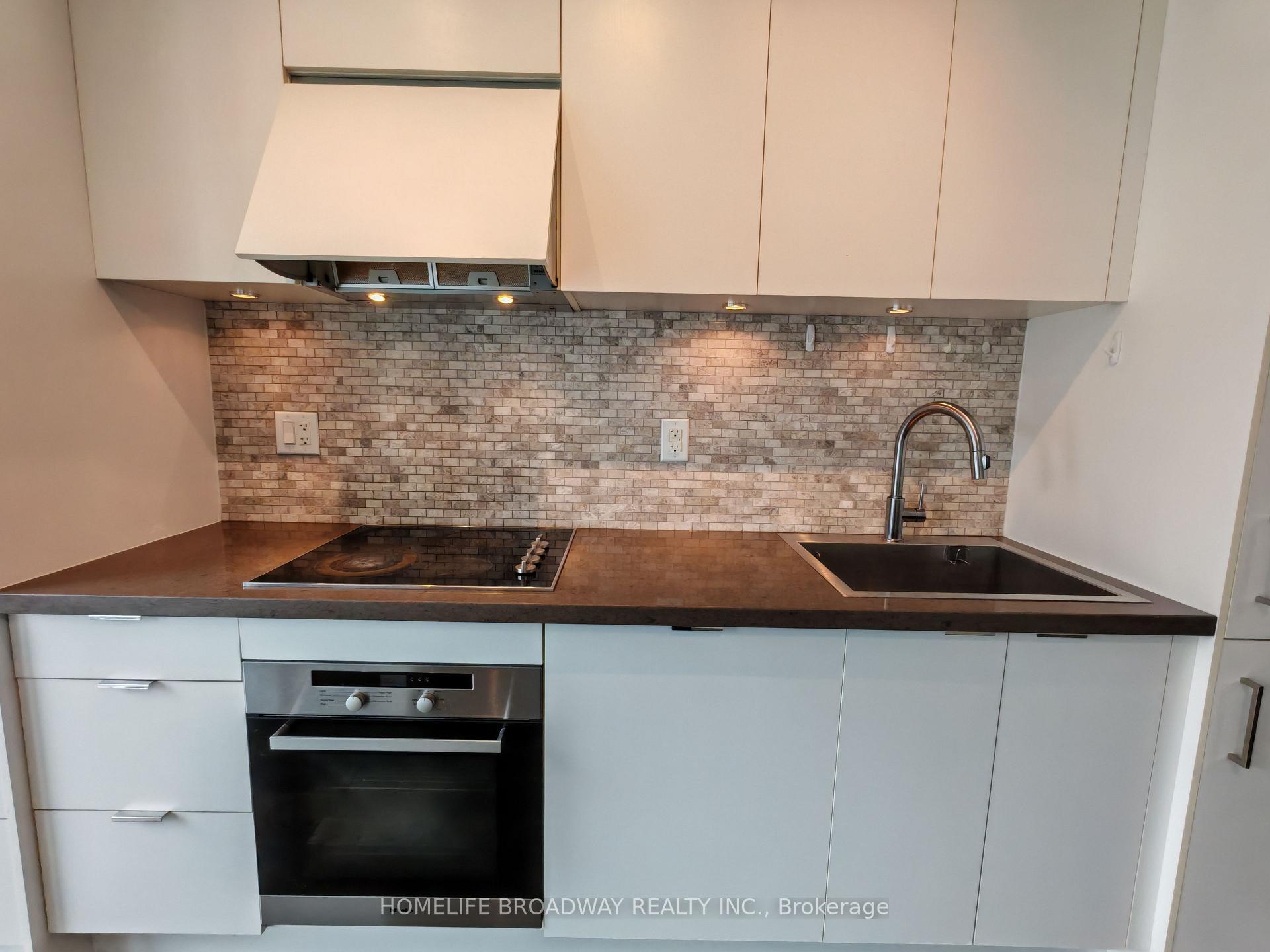 Photo 5 of Unit 3403, 21 Widmer Street, Toronto, Waterfront Communities — HOMEH