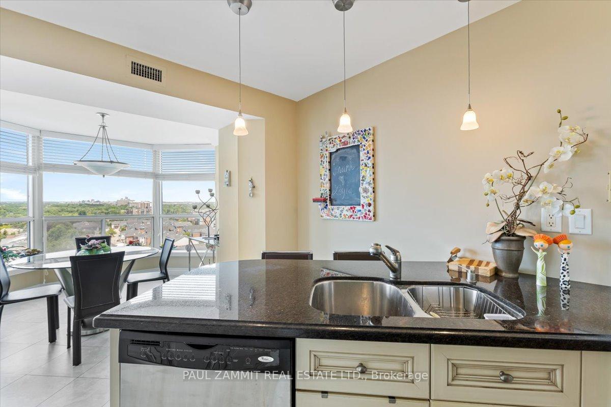 Photo 14 of Unit 1109, 1 Clark Avenue W, Vaughan, Crestwood-Springfarm-Yorkhill — HOMEH