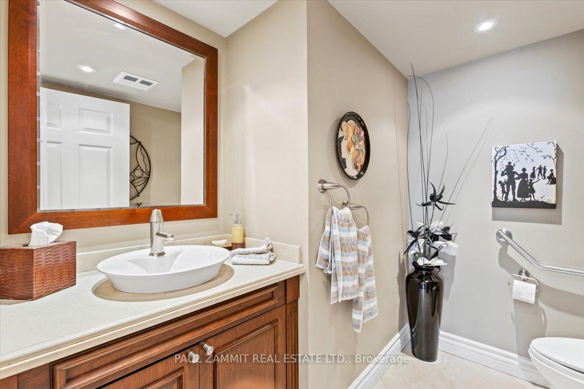 Photo 17 of Unit 1109, 1 Clark Avenue W, Vaughan, Crestwood-Springfarm-Yorkhill — HOMEH