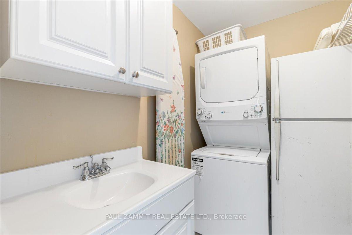 Photo 23 of Unit 1109, 1 Clark Avenue W, Vaughan, Crestwood-Springfarm-Yorkhill — HOMEH