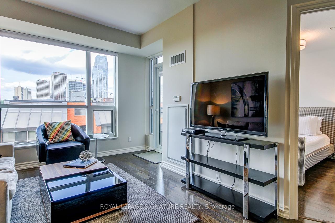Photo 2 of Unit 419, 23 Glebe Road W, Toronto, Yonge-Eglinton — HOMEH