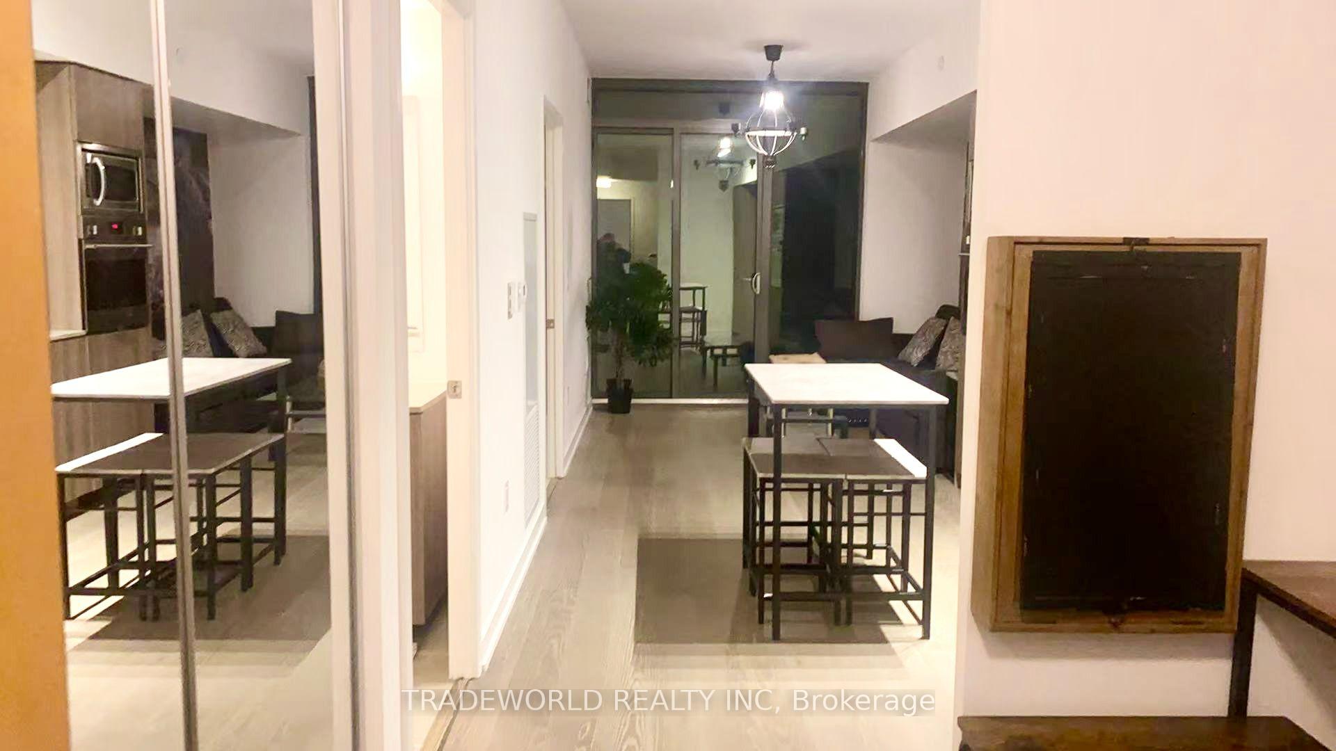 Photo 2 of Unit 5409, 11 Wellesley Street, Toronto, Bay Street Corridor — HOMEH