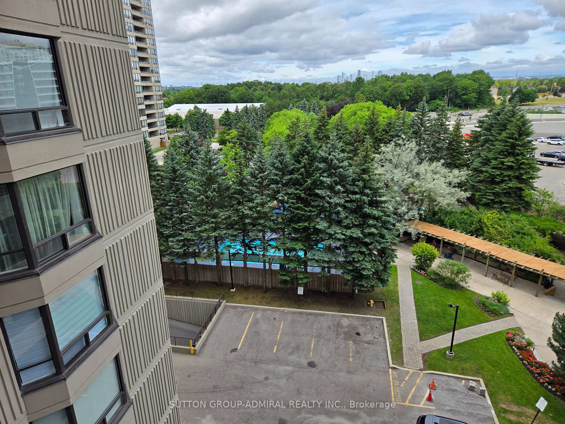 Photo 18 of Unit 701, 7440 Bathurst Street, Vaughan, Brownridge — HOMEH