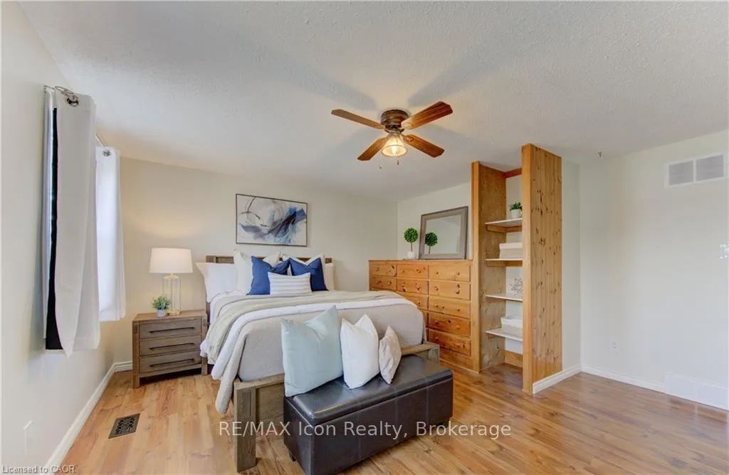 Photo 13 of 9 Camrose Court, Kitchener — HOMEH