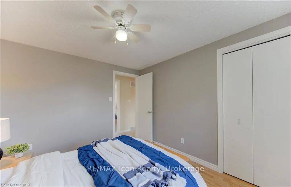 Photo 15 of 9 Camrose Court, Kitchener — HOMEH