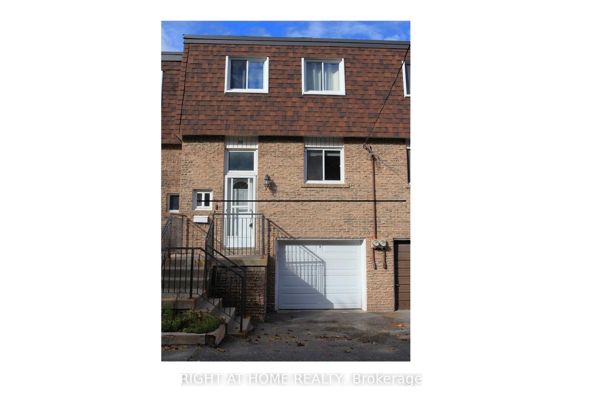 Front of Unit 38, 38 The Carriage Way