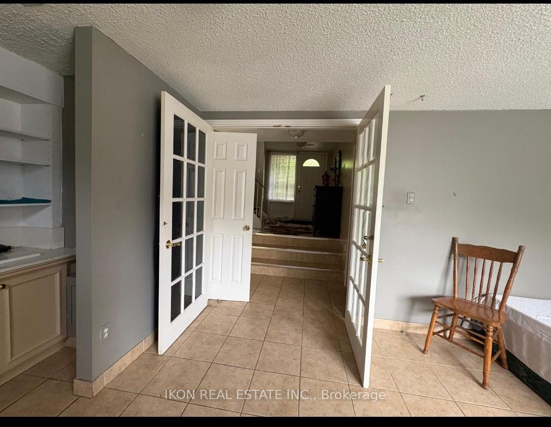 Photo 12 of Unit 86, 98 Henderson Drive, Aurora, Aurora Highlands — HOMEH
