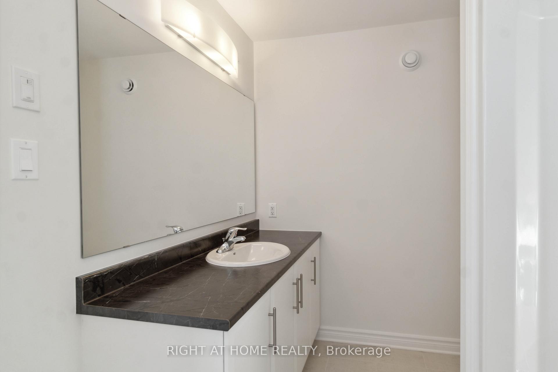 Photo 14 of 56 Griffith Way, Carleton Place — HOMEH