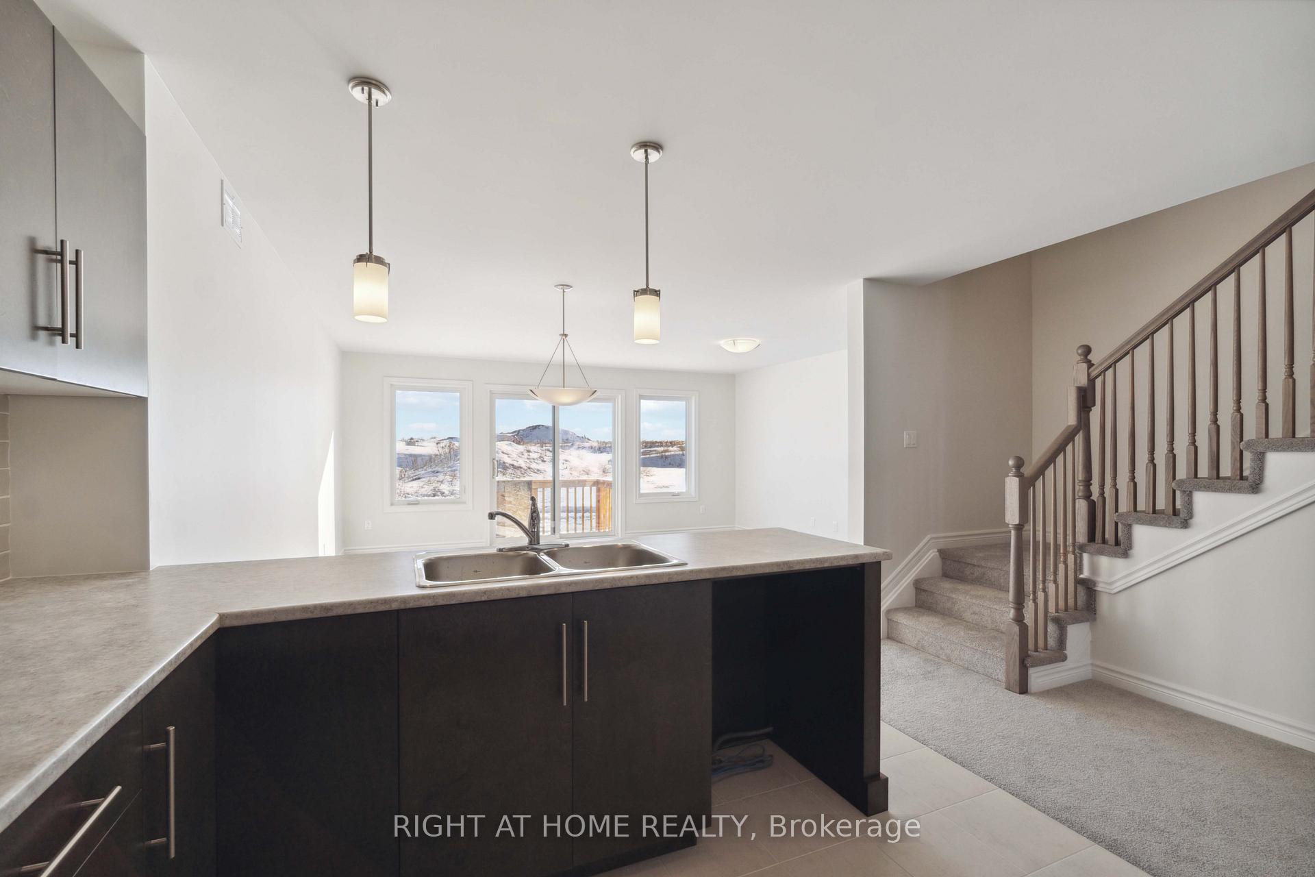 Photo 47 of 56 Griffith Way, Carleton Place — HOMEH