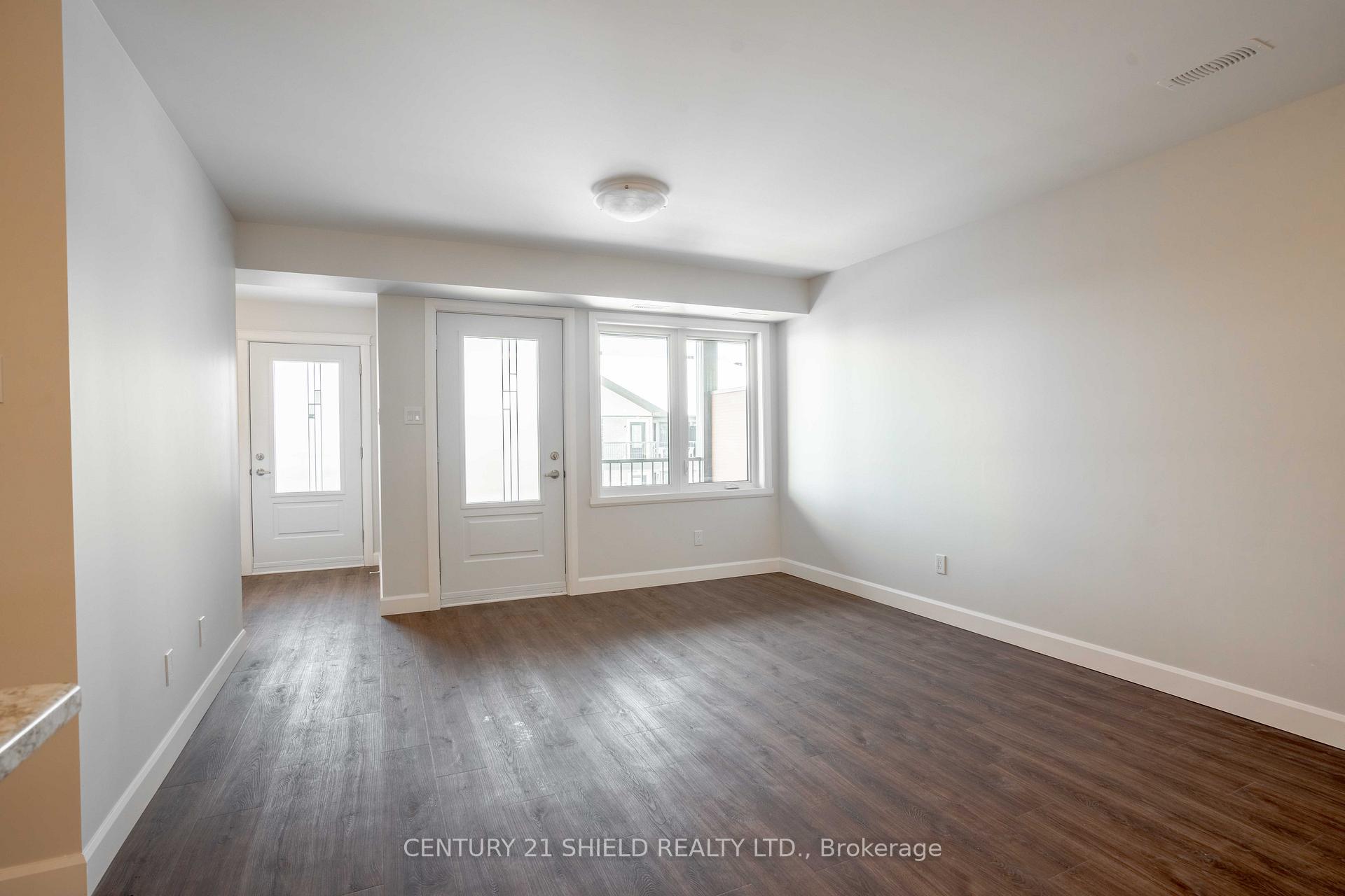 Photo 4 of Unit A, 303 Kooiman Avenue, Cornwall — HOMEH