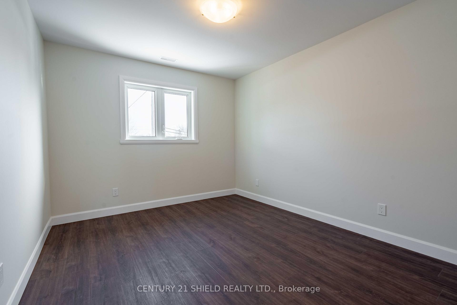 Photo 8 of Unit A, 303 Kooiman Avenue, Cornwall — HOMEH
