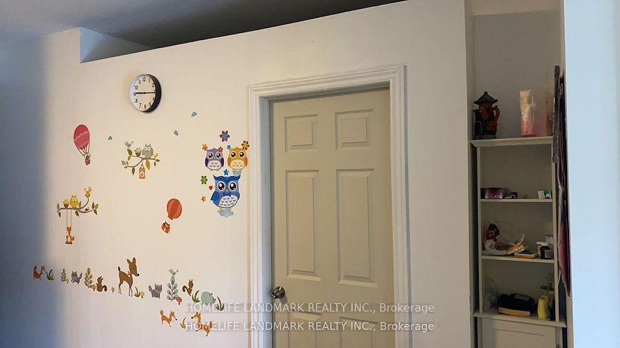 Photo 8 of Unit 210, 1 Uptown Drive, Markham, Unionville — HOMEH