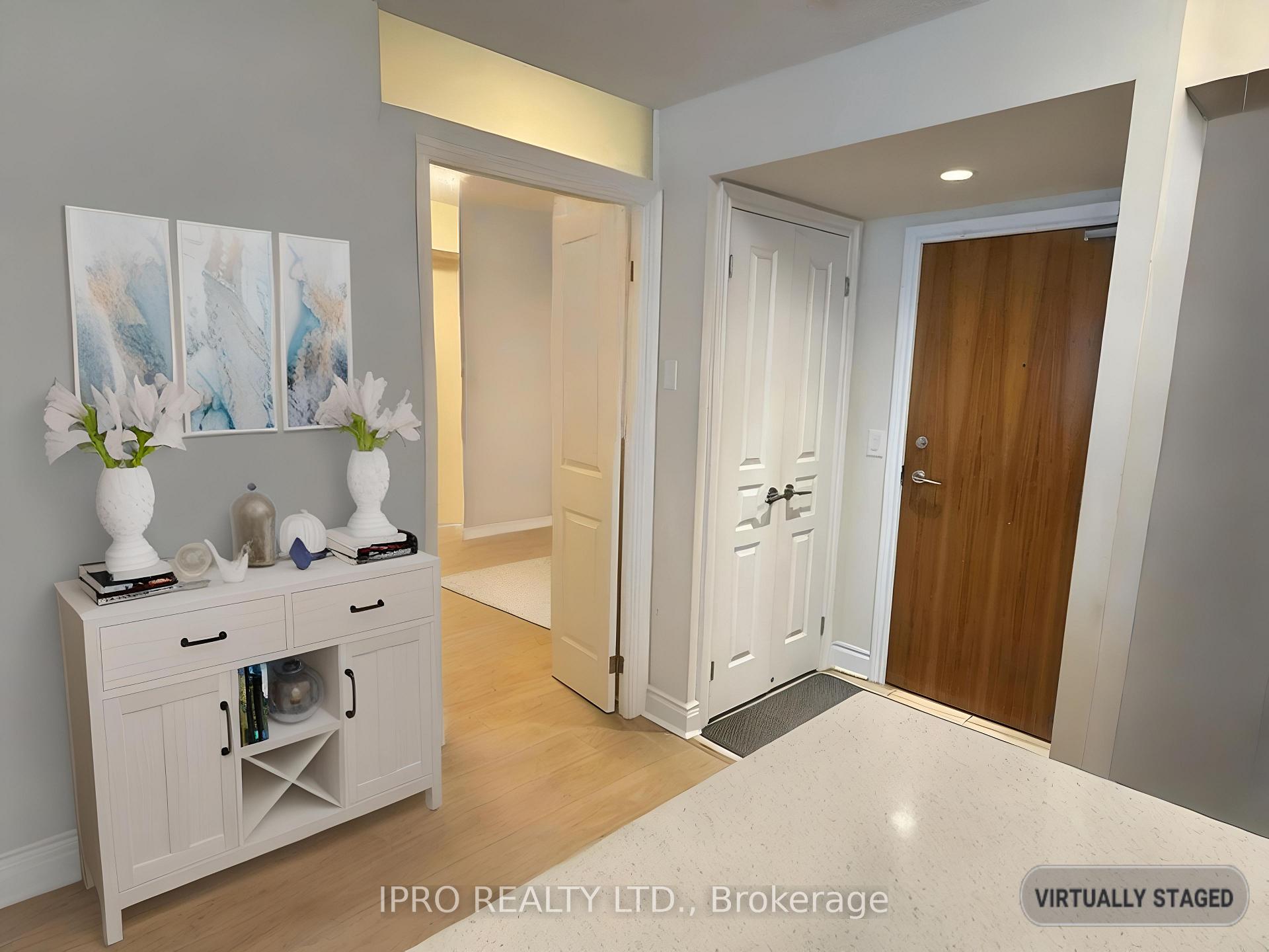 Photo 4 of Unit 710, 30 Clegg Road, Markham, Unionville — HOMEH