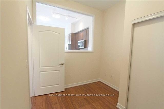Photo 4 of Unit 417, 555 William Graham Drive, Aurora, Rural Aurora — HOMEH