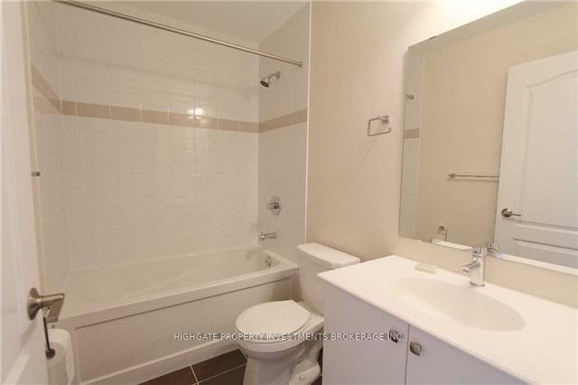Photo 9 of Unit 417, 555 William Graham Drive, Aurora, Rural Aurora — HOMEH