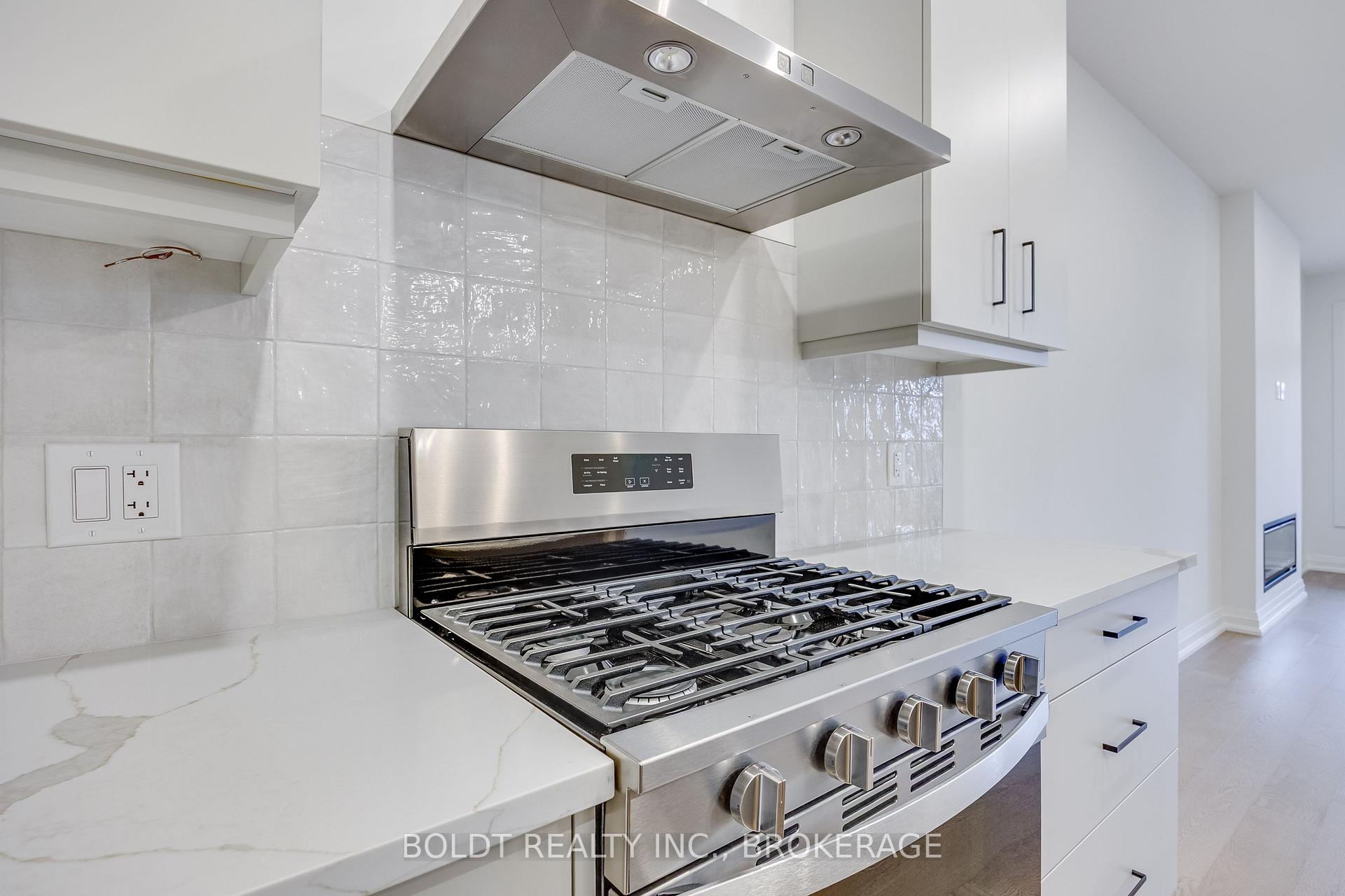 Photo 4 of Unit 7, 205 St. David's Road, Thorold, Confederation Heights — HOMEH