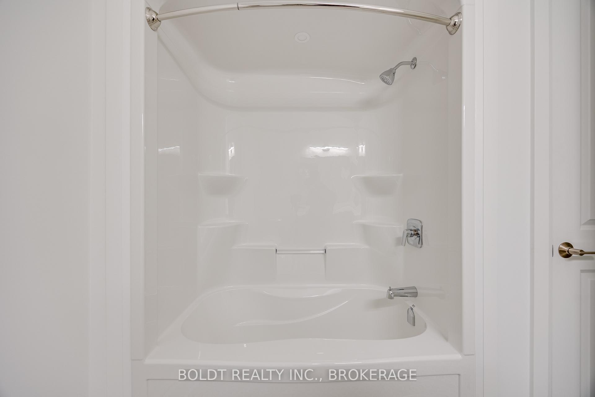 Photo 14 of Unit 7, 205 St. David's Road, Thorold, Confederation Heights — HOMEH