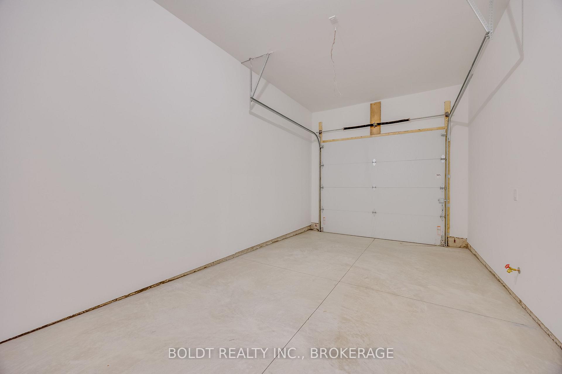 Photo 21 of Unit 7, 205 St. David's Road, Thorold, Confederation Heights — HOMEH