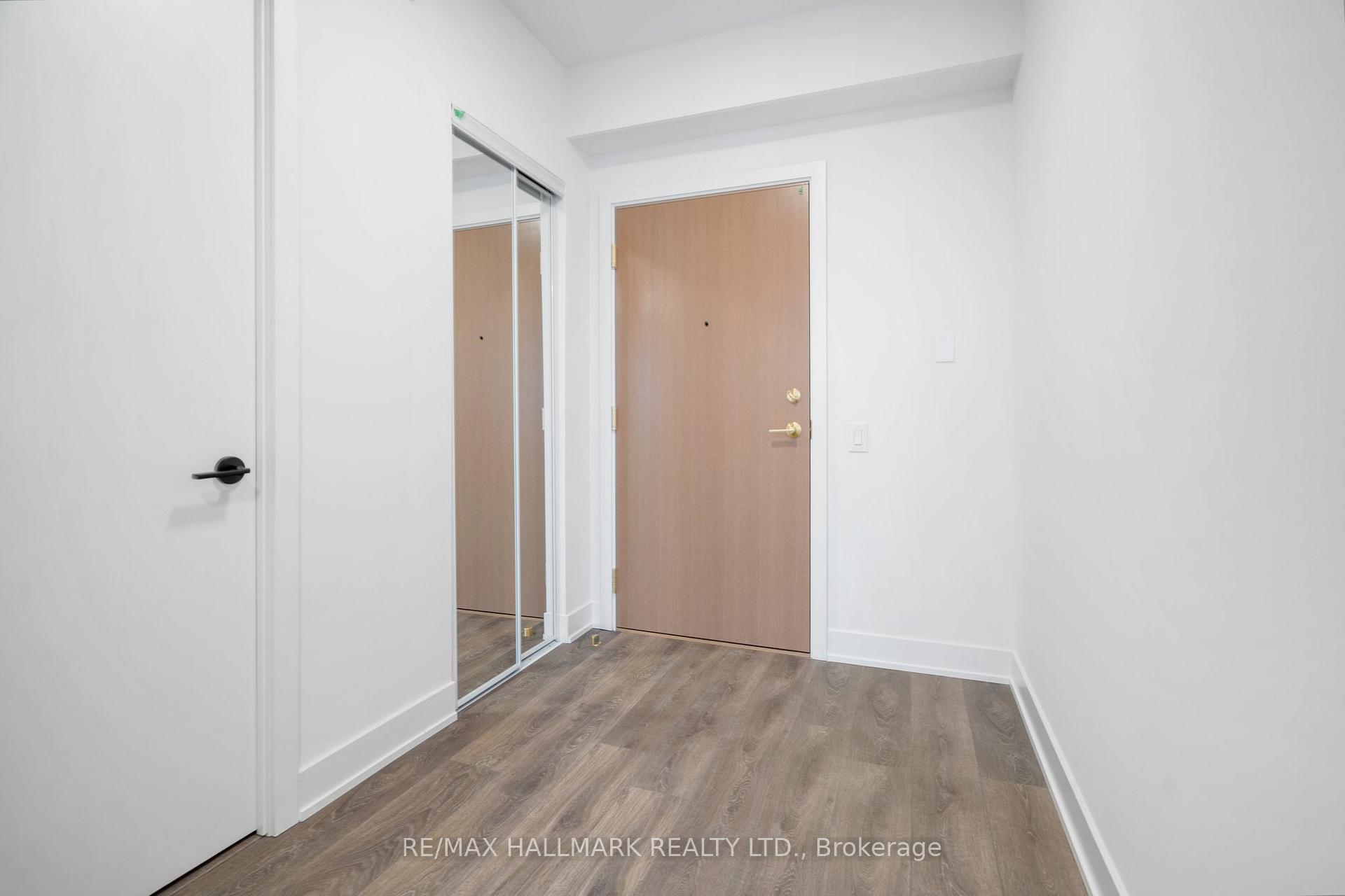 Photo 5 of Unit 405, 1285 Queen Street E, Toronto, Greenwood-Coxwell — HOMEH