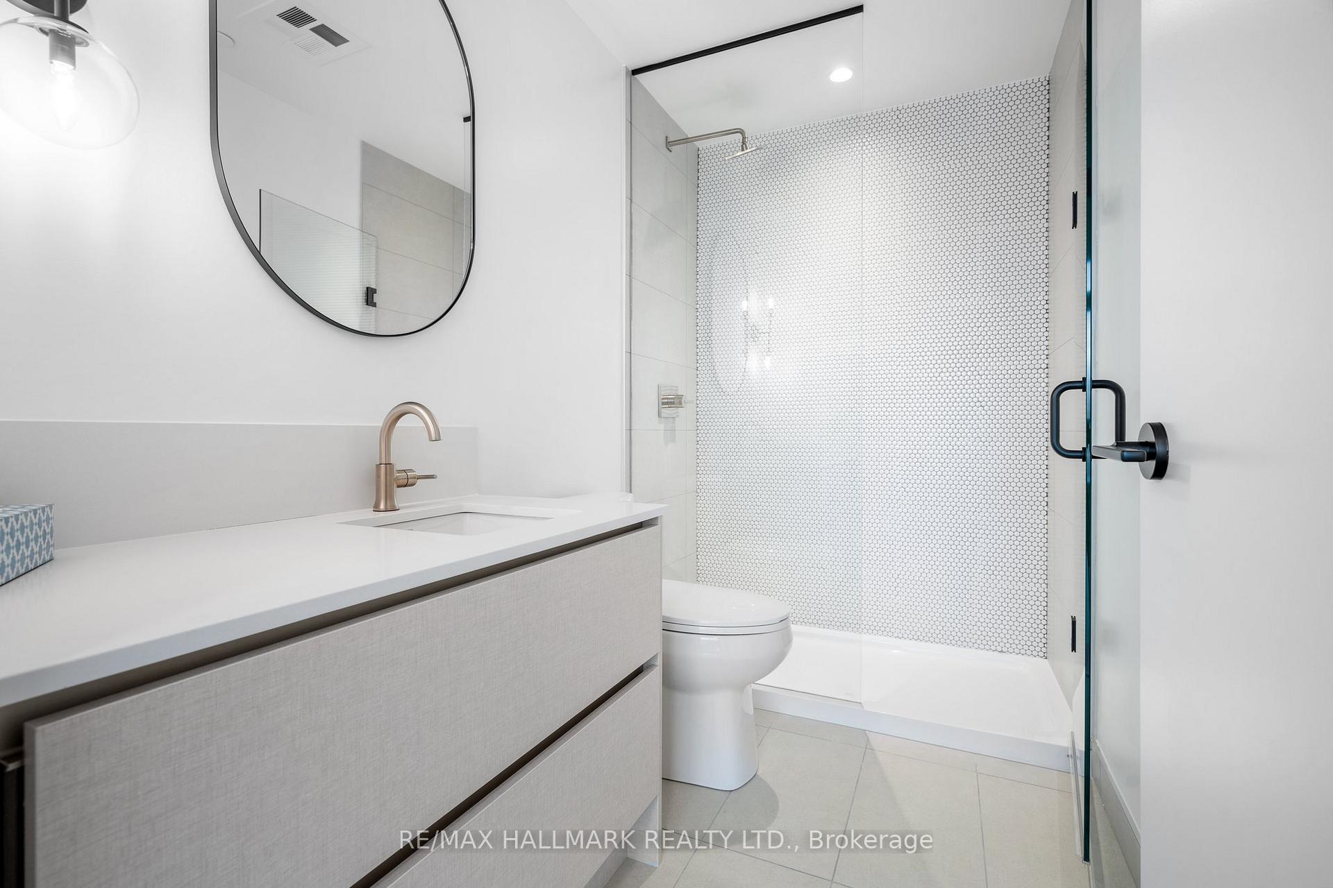 Photo 21 of Unit 405, 1285 Queen Street E, Toronto, Greenwood-Coxwell — HOMEH