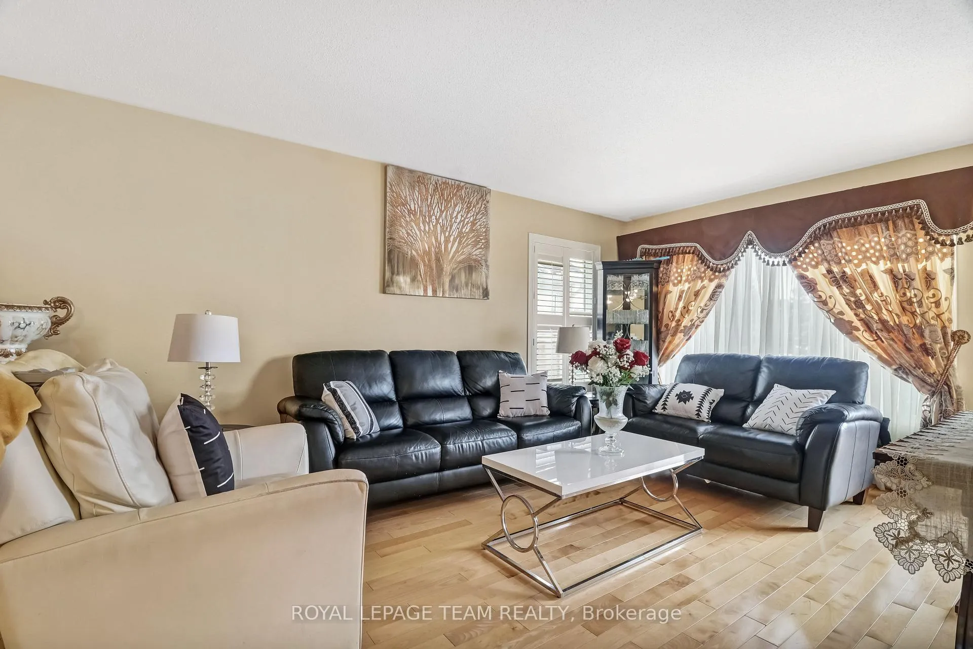 Photo 8 of 2362 Bois Vert Place, Ottawa, Avalon East — HOMEH