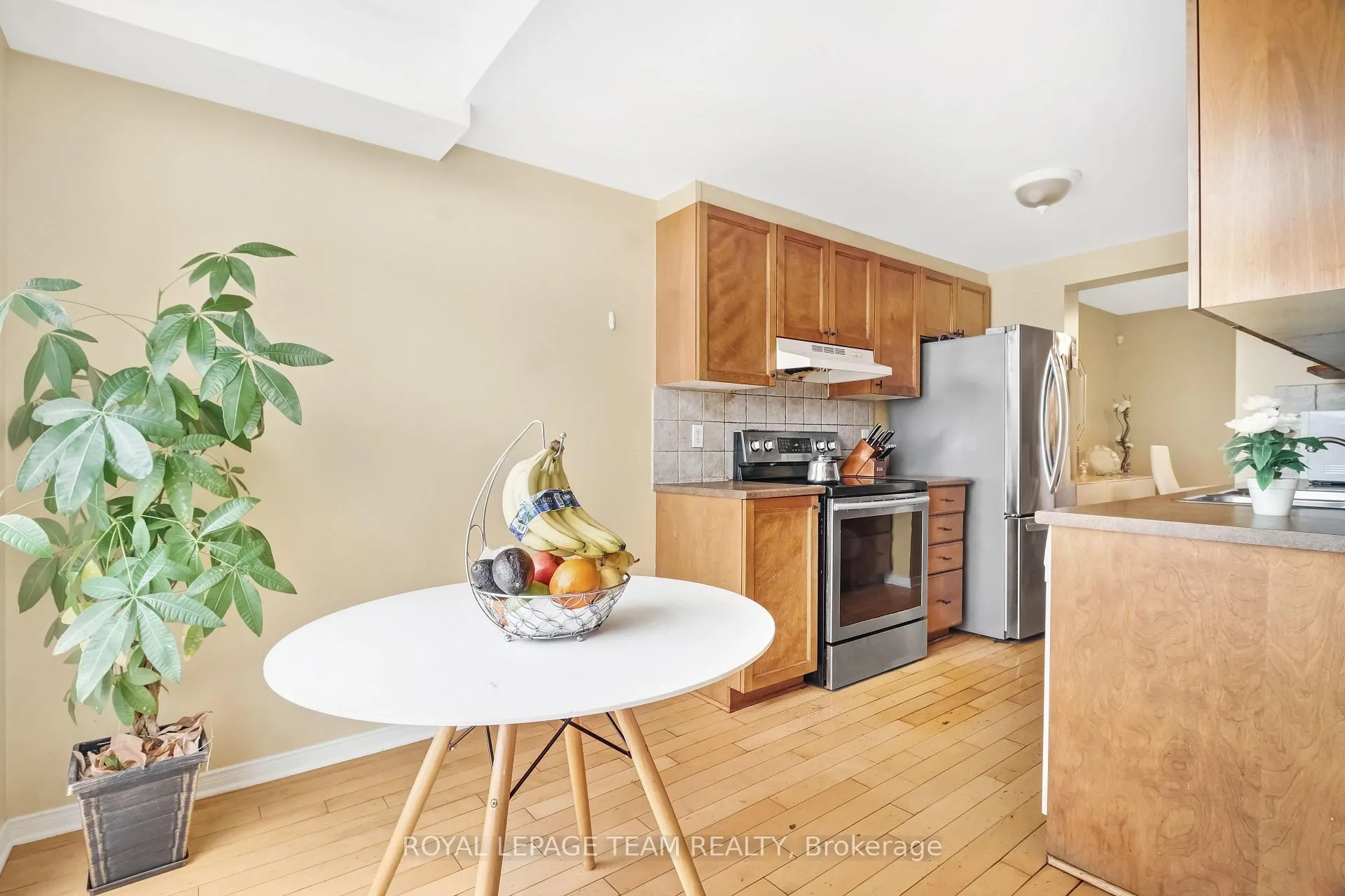 Photo 10 of 2362 Bois Vert Place, Ottawa, Avalon East — HOMEH