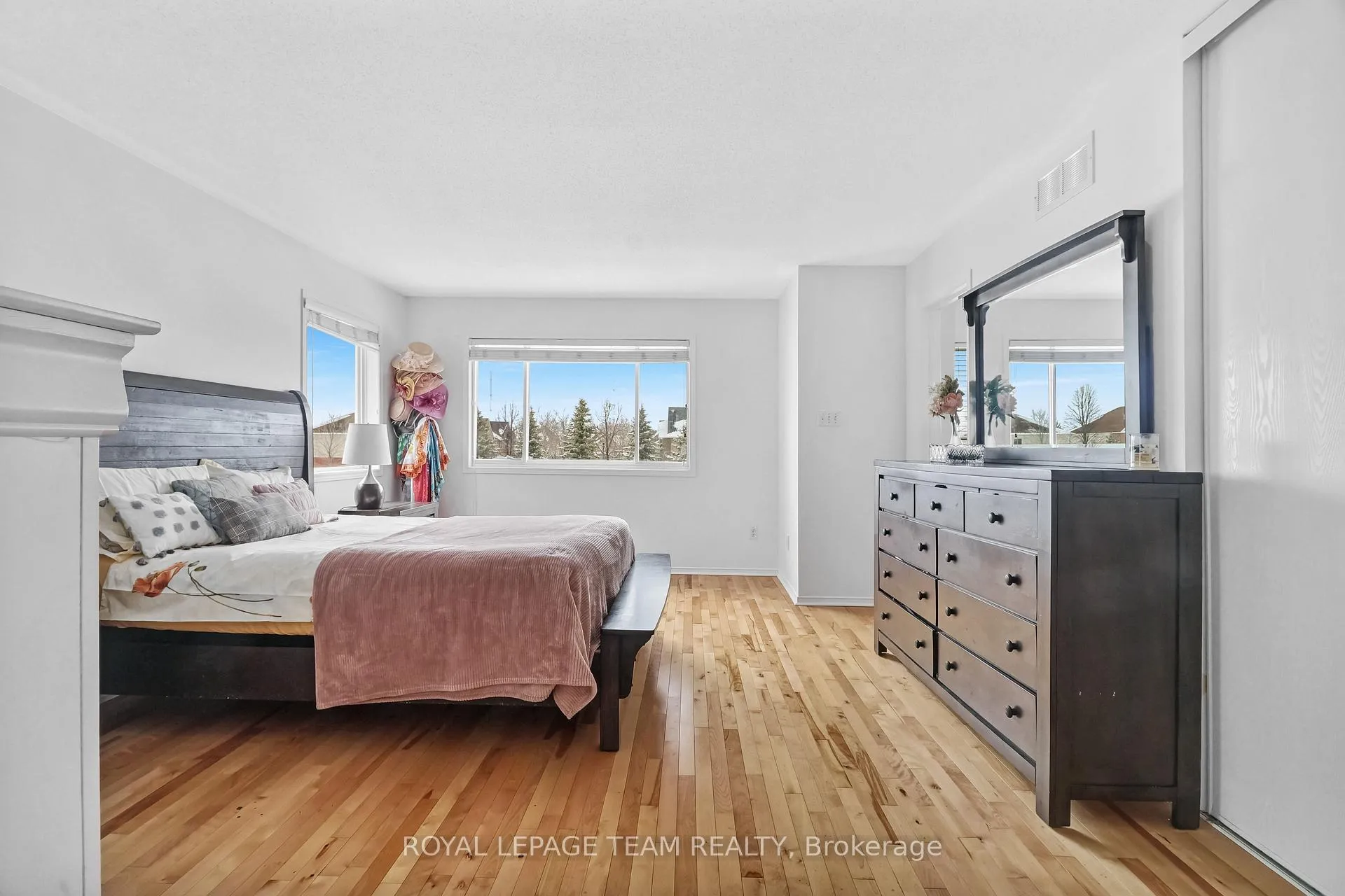 Photo 22 of 2362 Bois Vert Place, Ottawa, Avalon East — HOMEH